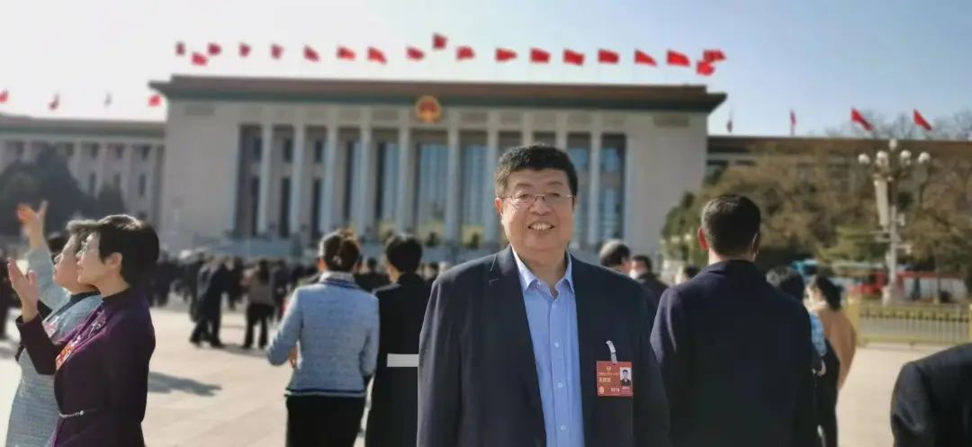 【吃瓜不打烊-八卦爆料在線吃瓜】鮮花、蛋糕即配需求激增，順豐同城保證商家高效履約