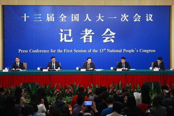 “中國在減貧方面為世界樹立了榜樣”