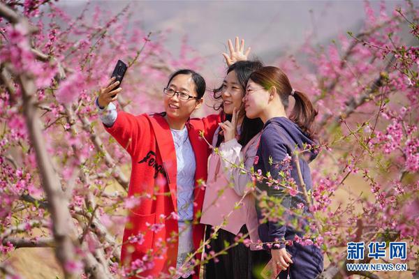 【每日黑料51】新華社經(jīng)濟(jì)隨筆:“科技創(chuàng)新 “產(chǎn)業(yè)”是發(fā)展新質(zhì)量生產(chǎn)力的問(wèn)題