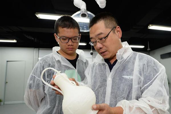 【黑料不打烊吃瓜爆料】授權(quán)協(xié)作潮涌 藥企出海腳步提速