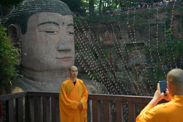 【51吃瓜群眾】當(dāng)一座城市敞開(kāi)新春“年會(huì)”，那些猛進(jìn)的文旅文創(chuàng)人更“忙”了