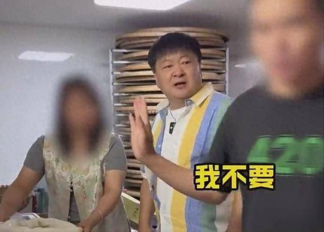 【51熱門(mén)大瓜黑料反差婊電磁爐】汽車(chē)流通協(xié)會(huì)：預(yù)計(jì)2025年汽車(chē)“雙新”補(bǔ)貼政策將惠及超1500萬(wàn)輛乘用車(chē)