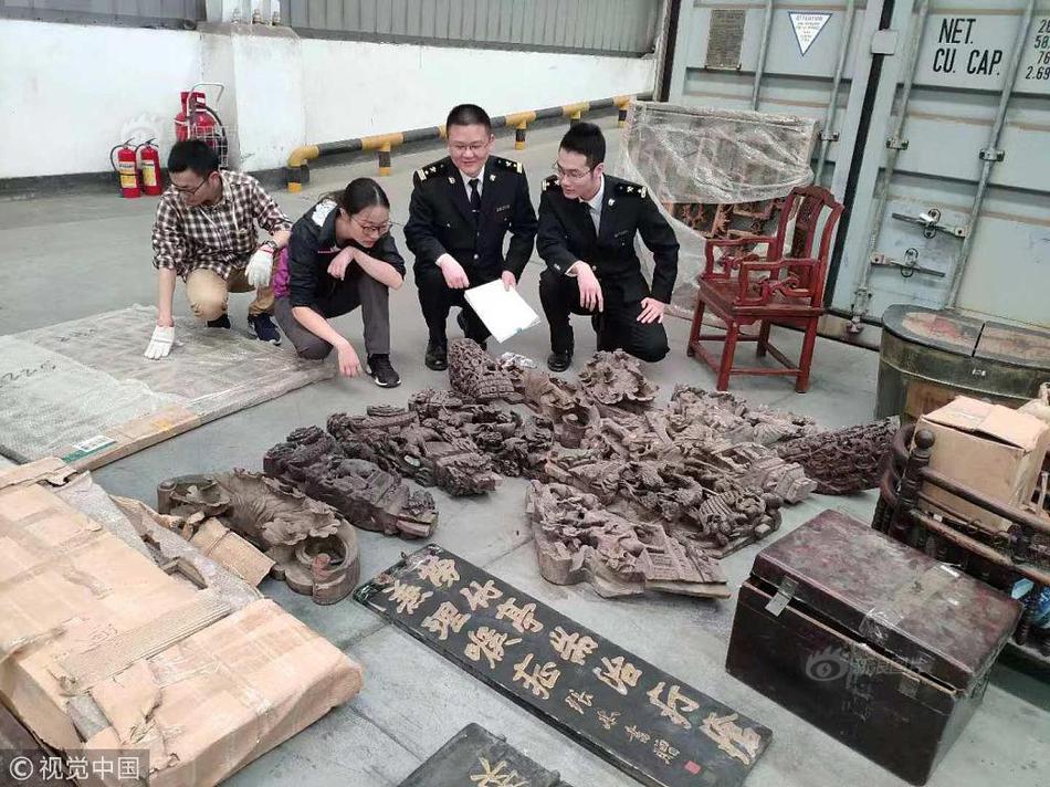 商貿(mào)零售板塊震蕩拉升 凱淳股份20cm漲停